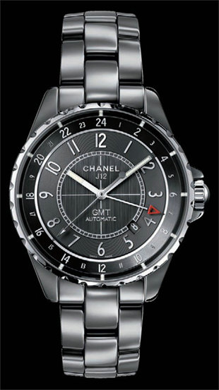 香奈儿J12 GMT CHROMATIC两地时钛陶瓷手表