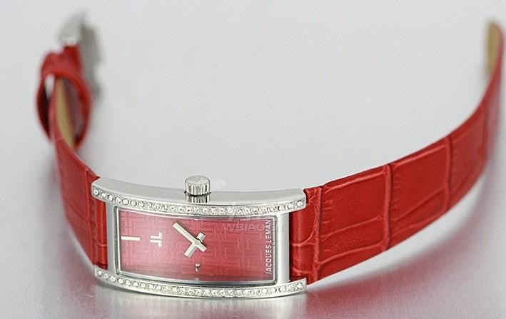 2014年情人节送女友红色手表——火红热恋版