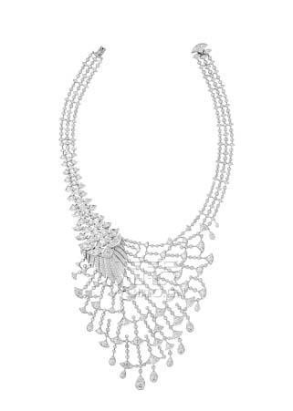 卡地亚珠宝系列 卡地亚珠宝项链展现女性万种风情