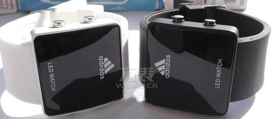 阿迪达斯手表如何辨真假？四招让你秒辨水货