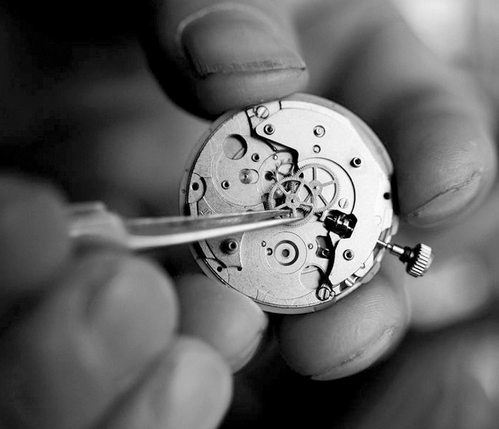 手表修理多少钱？清洗手表需要多少钱？