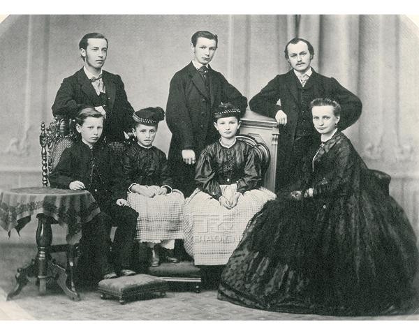 费尔迪南多‧阿道夫‧朗格与孩子的家庭照