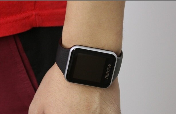 手腕时尚达人 MiFone W15智能手表图赏