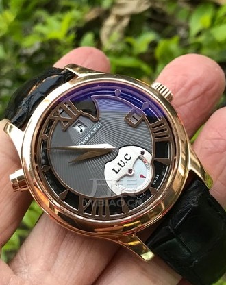 萧邦二手表的价格及图片，萧邦二手表如何维修保养？