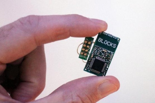 模块化智能手表Blocks希望利用创新方案解决电池续航和模块连接的问题