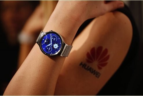华为第一款智能手表将在中国延迟上市