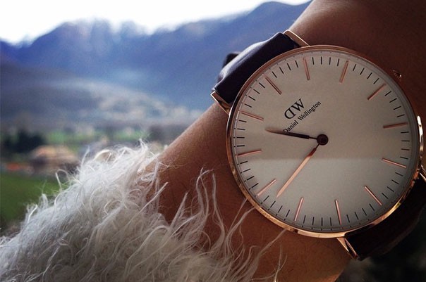 Daniel Wellington手表怎么换电池