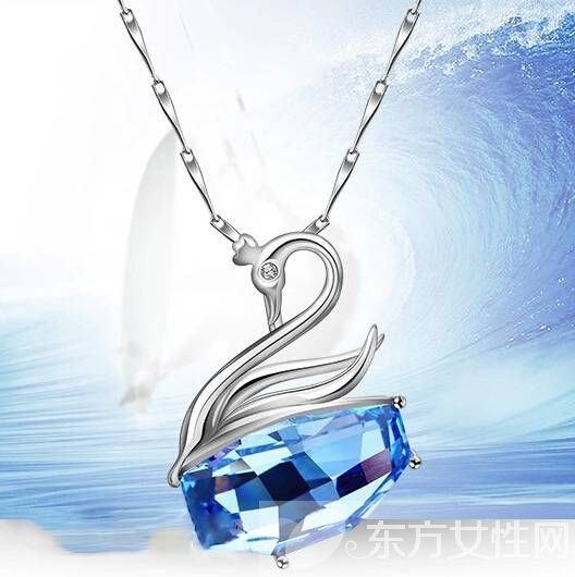 2016施华洛世奇饰品 高雅的天鹅吊坠简直太美啦