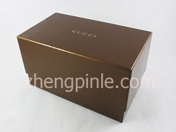 GUCCI太阳镜的包装纸盒