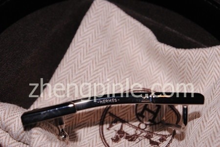 正品Hermes腰带扣侧面