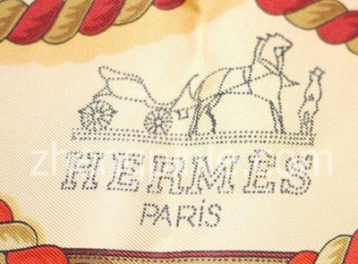 正品爱马仕Hermes丝巾上的字母标志