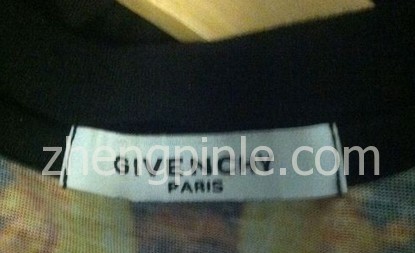 假的纪梵希Givenchy服装白色领标图