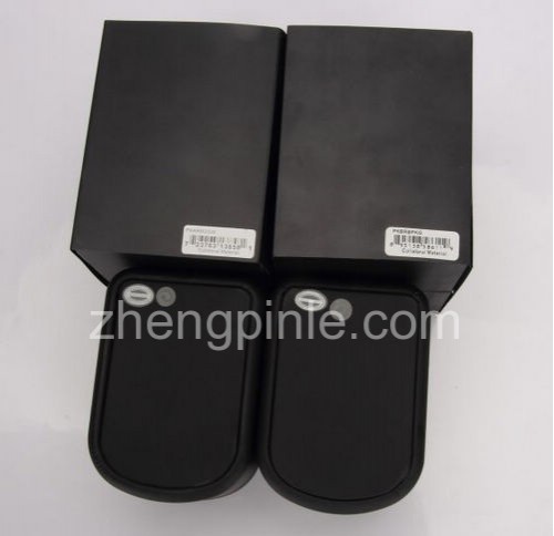 真假ARMANI手表的外包装盒对比