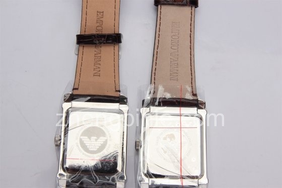 真假ARMANI手表外观对比反面细节图